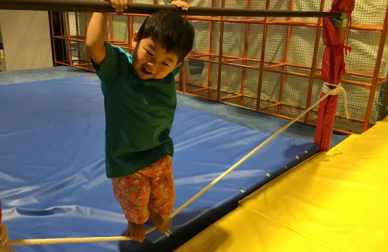 運動を初めて体験するお子様にも丁寧に指導します | 薩摩川内市の習い事なら0歳から通えるタートルスポーツクラブ